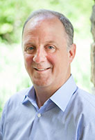 Dr Tom Bayne